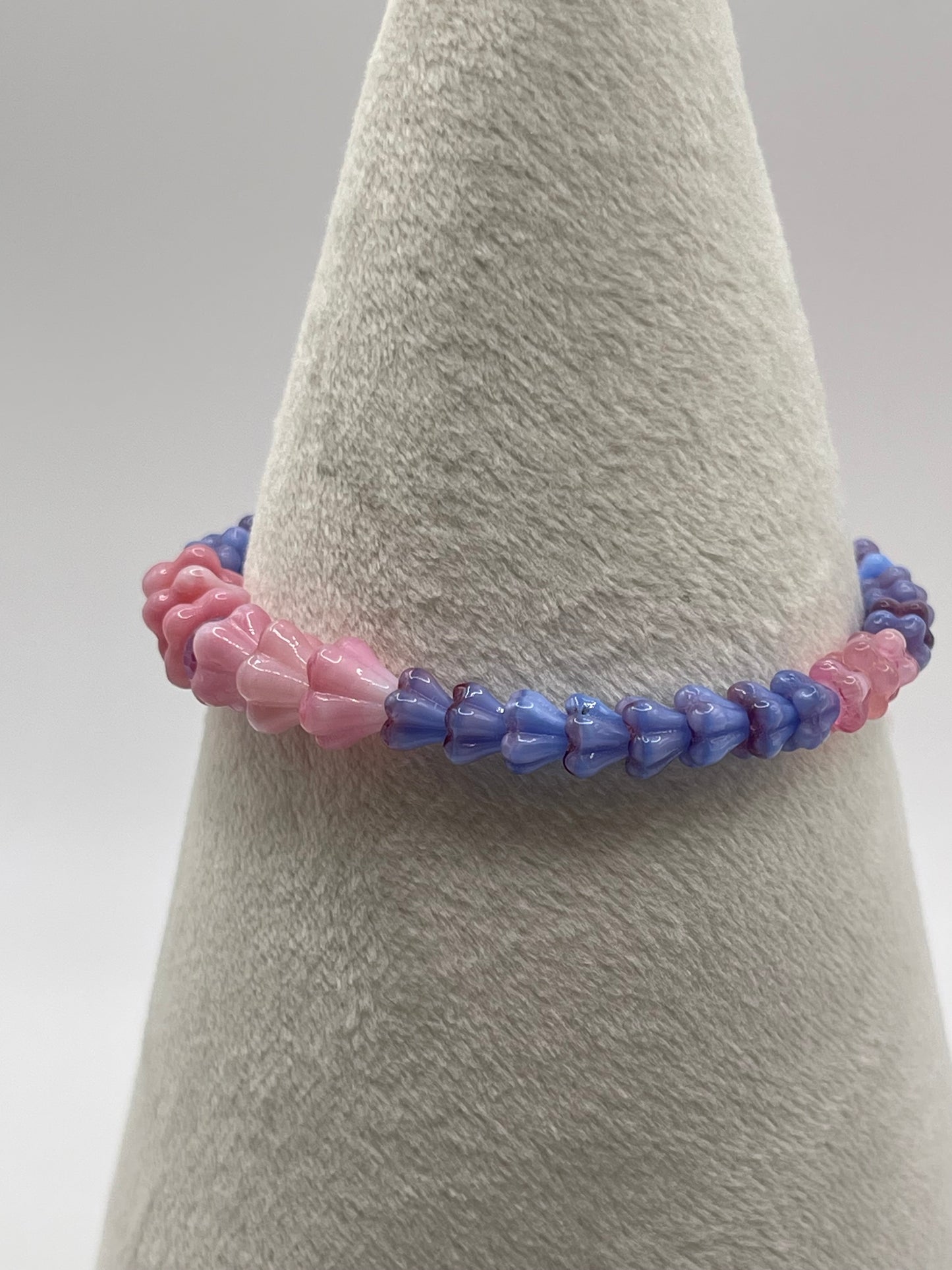 Lei Lani Kūpeʻe (Heavenly Flower Wrist Lei)