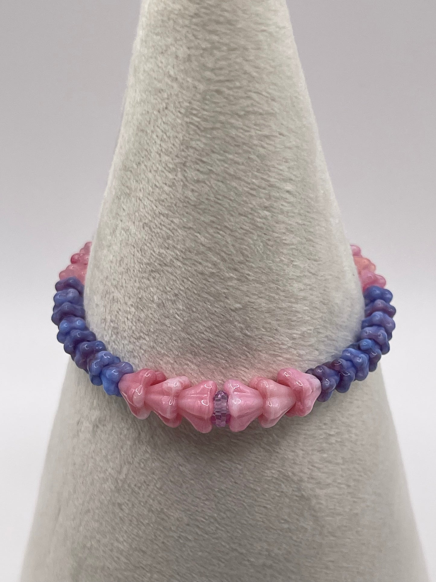 Lei Lani Kūpeʻe (Heavenly Flower Wrist Lei)