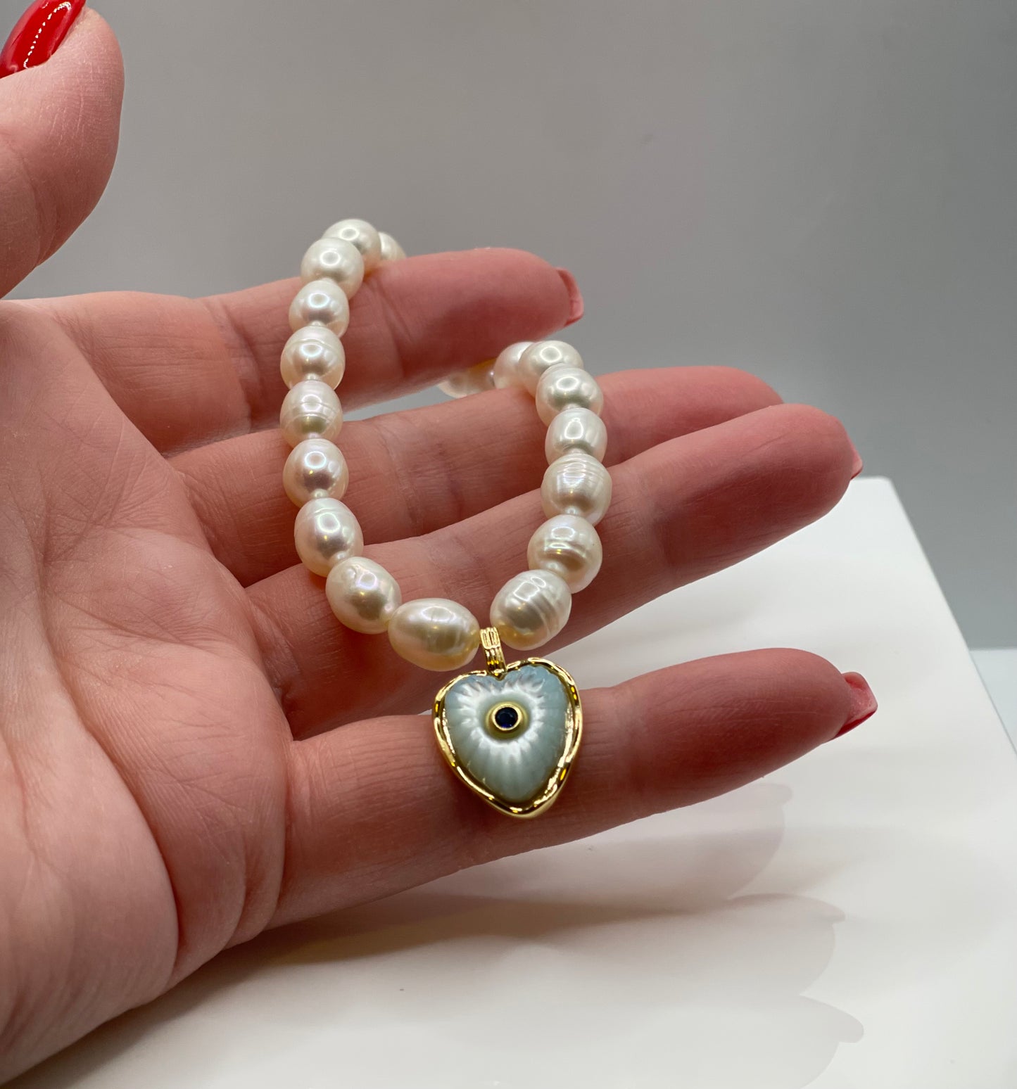 Vinessa pearl bracelet