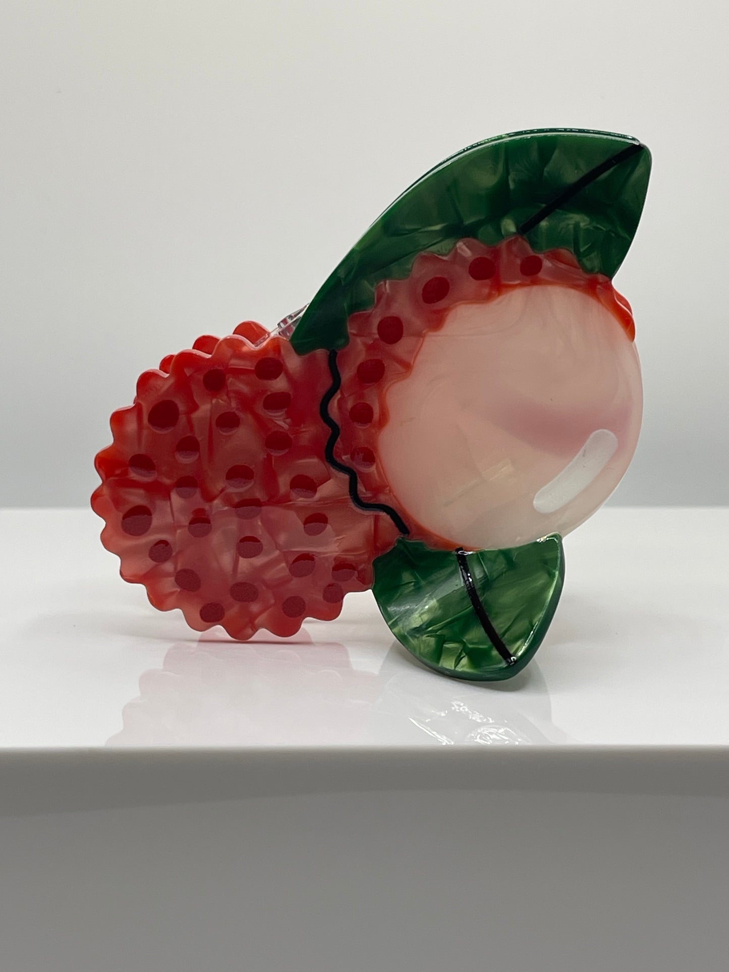 Lychee hair clip