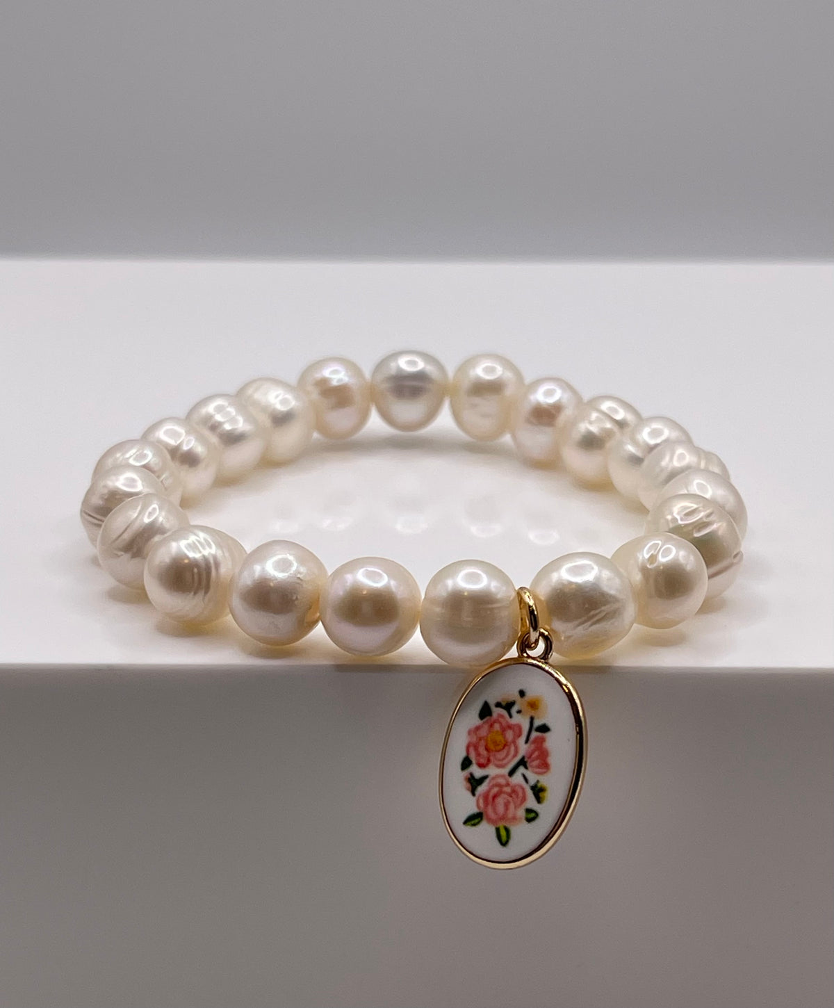The Heirloom Rose Pearl bracelet